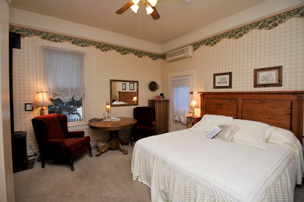 Yosemite Suite - Pet Friendly photo 1