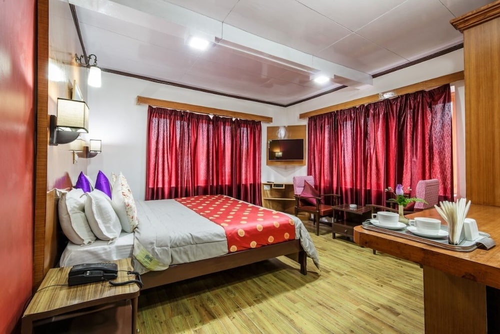 Deluxe Room - Photo 2