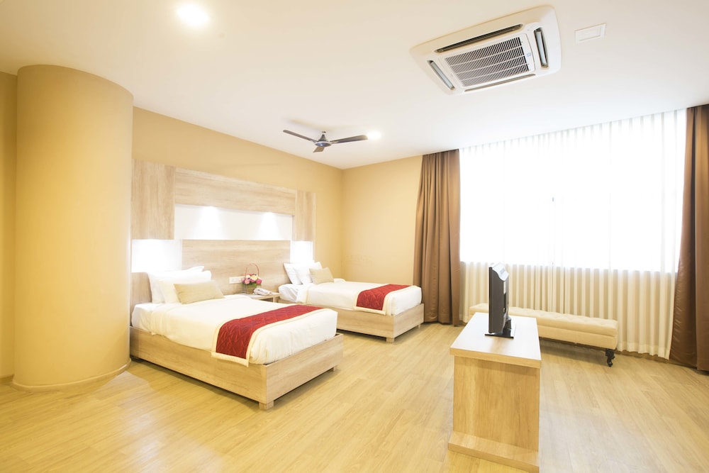 Luxury Suite photo 1