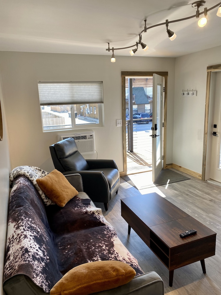 Elite Suite, Multiple Beds, Balcony, Mountain View photo 2