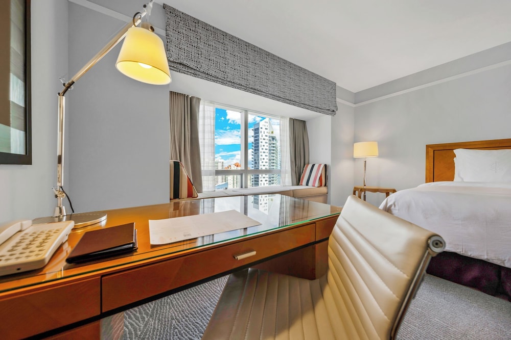 Superior Studio Suite, Partial Ocean View photo 1