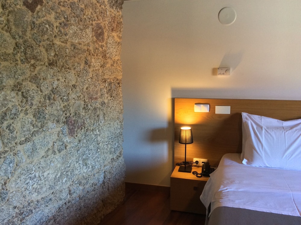 Double or Twin Room, Pool View - Photo 15