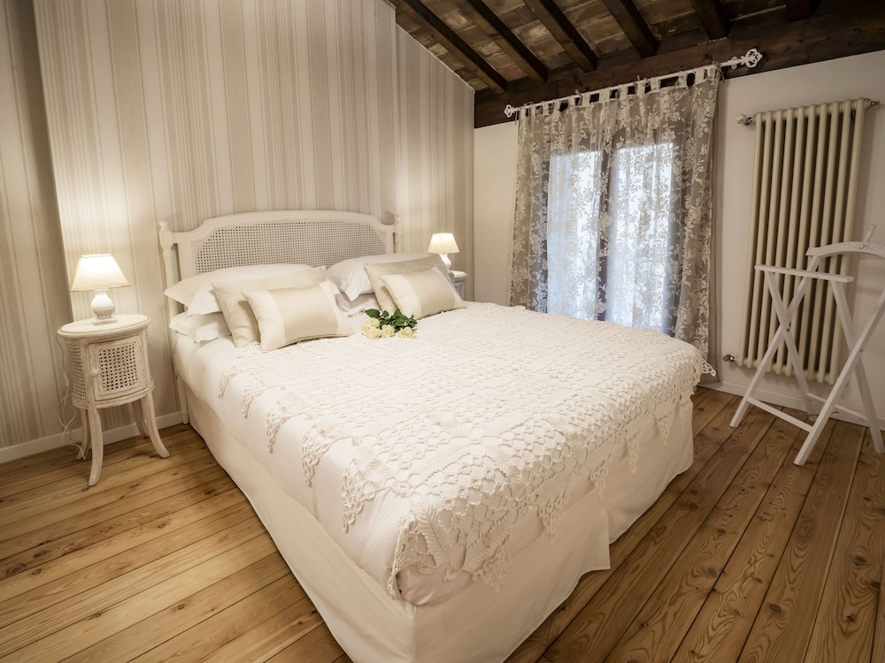 Comfort Apartment, 1 Bedroom, Kitchenette, Hill View (Casa delle Mimose)