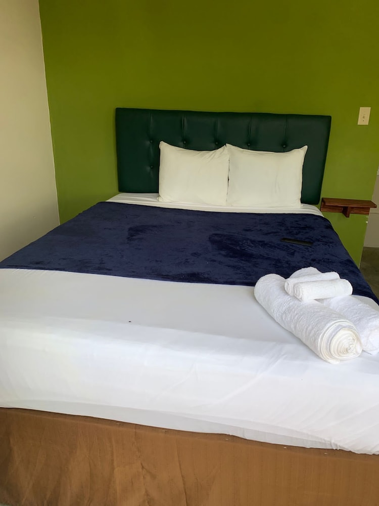 Deluxe Double Room, 1 King Bed, Shared Bathroom, City View