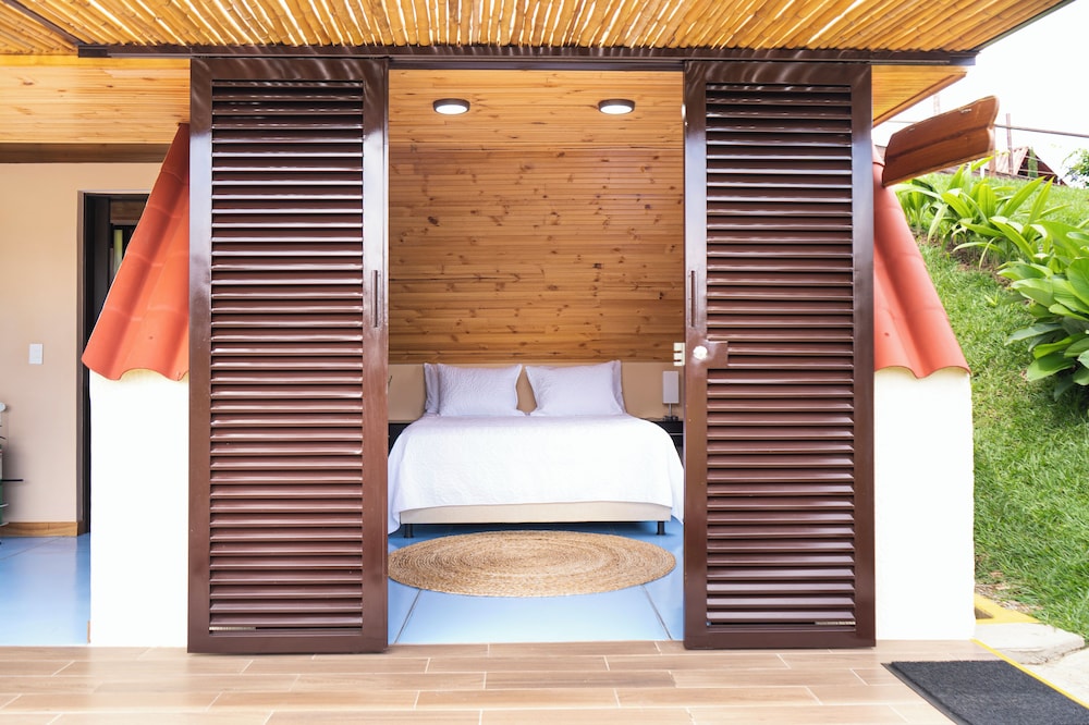 Standard Cabin, 2 Bedrooms, Balcony, City View photo 1