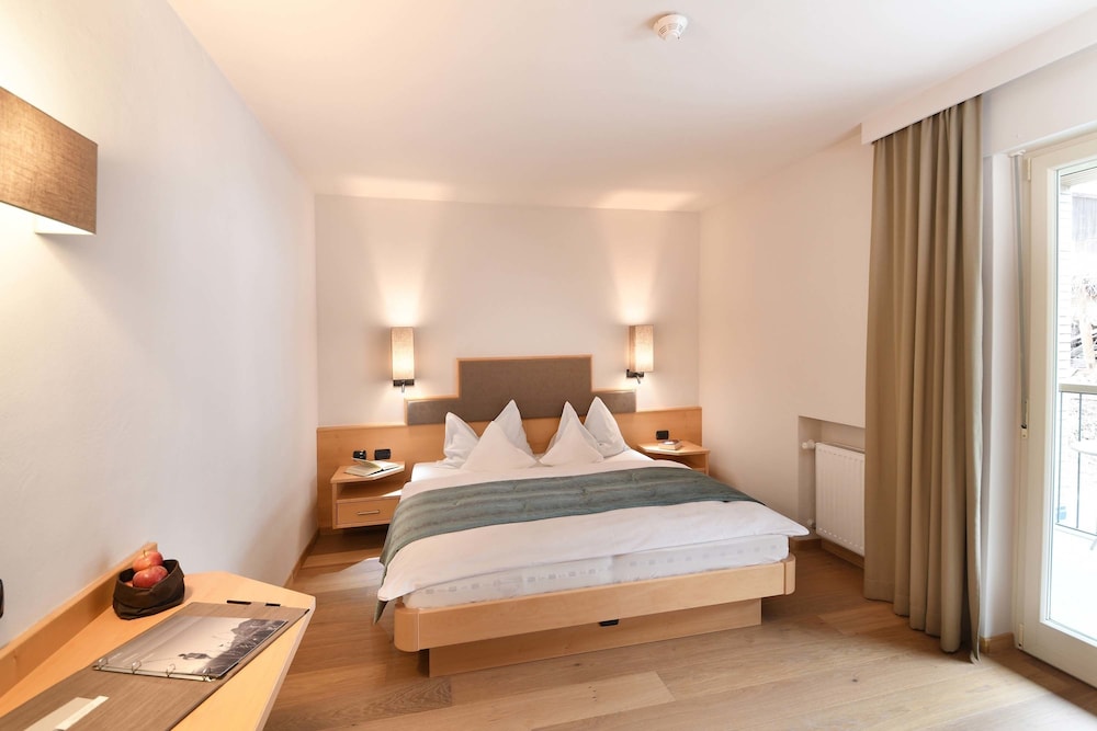 Basic Double Room