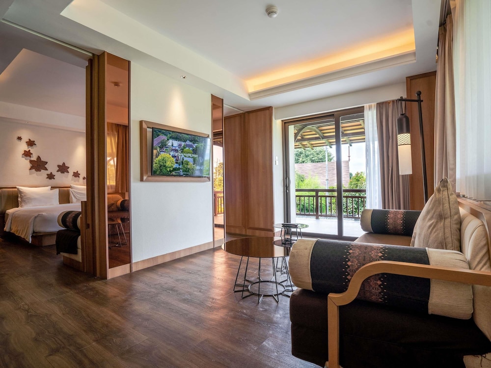 Executive Suite, 1 King Bed photo 3