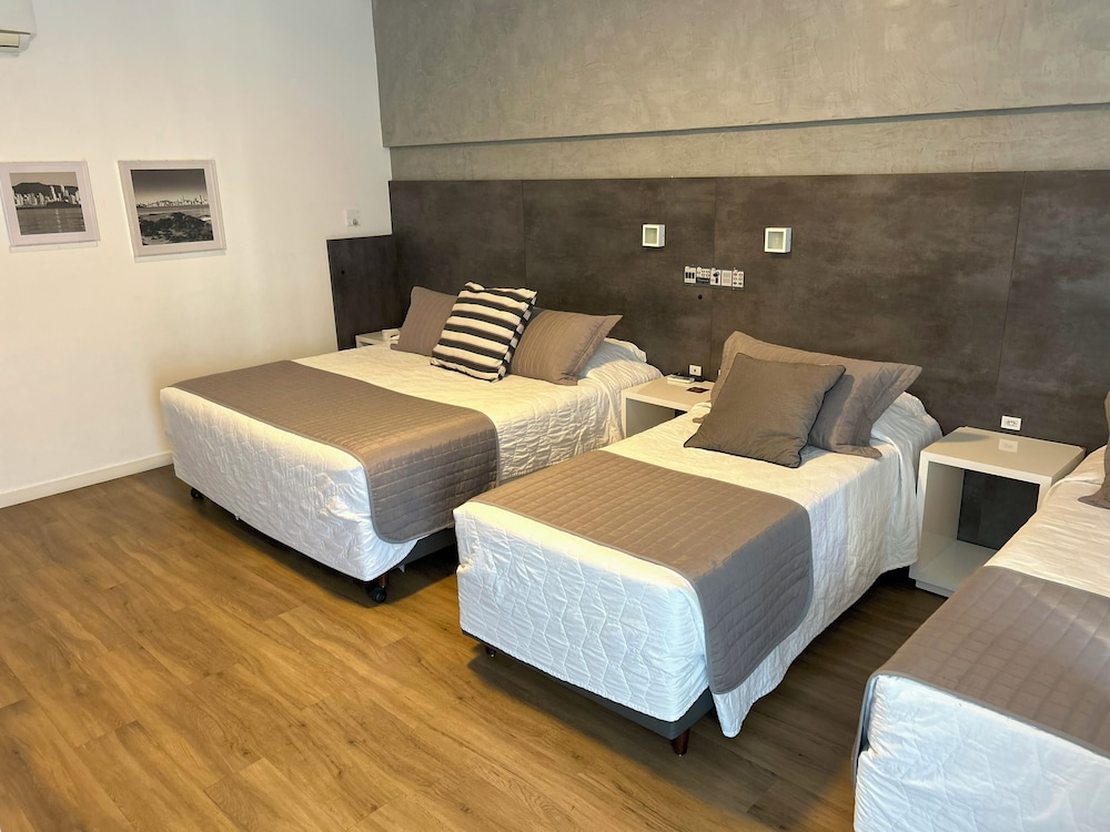 Superior Quadruple Room photo 3