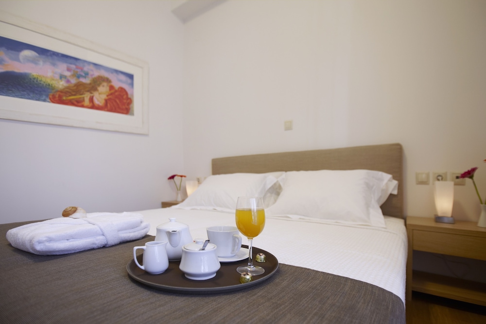 Suite, 2 Bedrooms photo 2