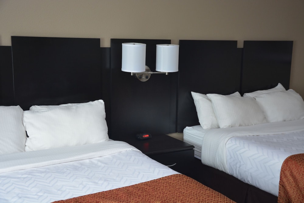 Luxury Room, 2 Queen Beds photo 2