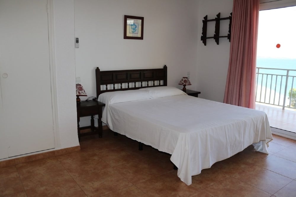 Estudio (2 personas, 3er piso - n.º 12)