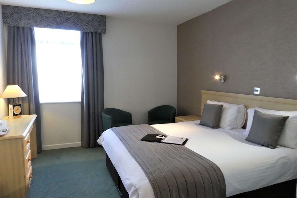 Standard Room, 1 Double Bed (Converts to 2 Twin Beds) - Photo 1