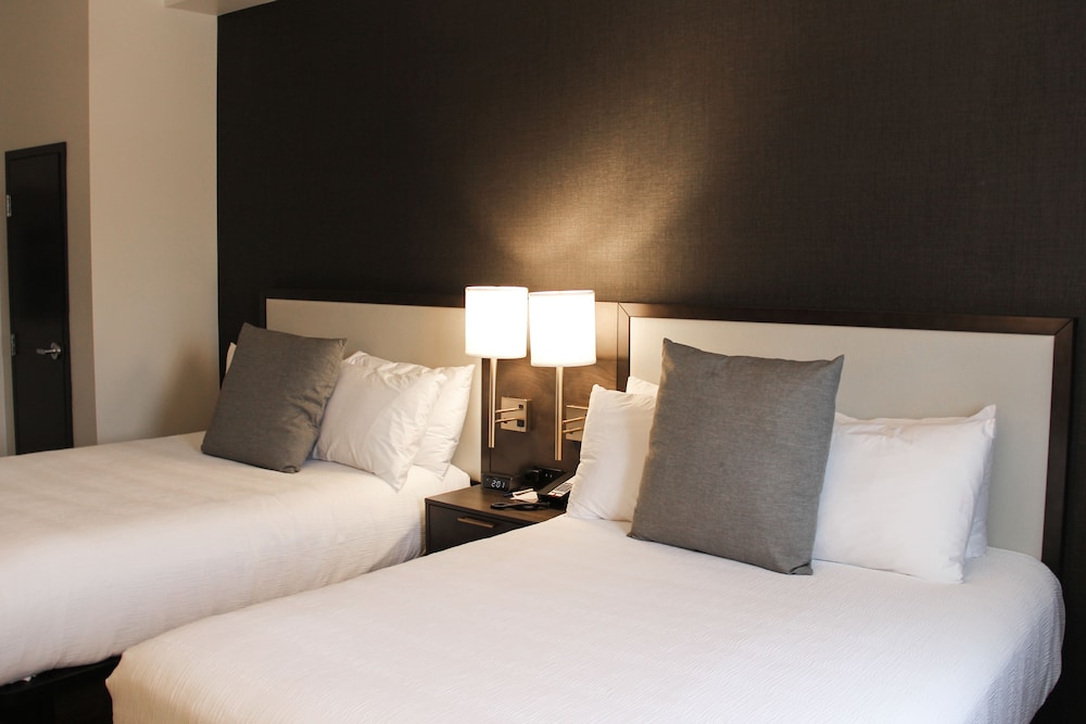 Standard Room, 2 Queen Beds, Accessible, Refrigerator & Microwave - Photo 3