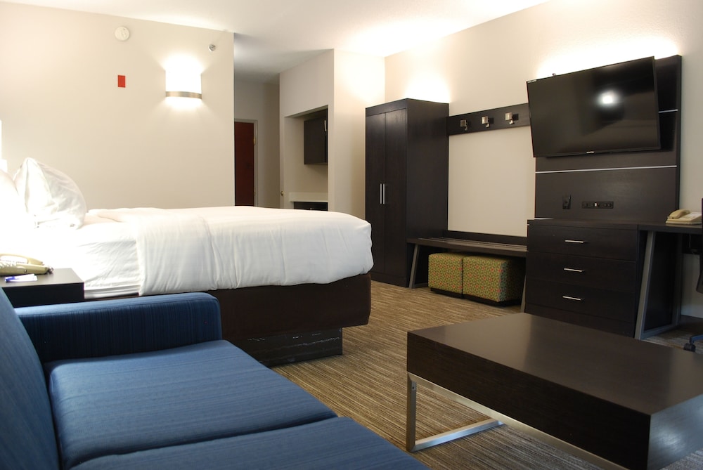Standard Room, 1 King Bed - Photo 1
