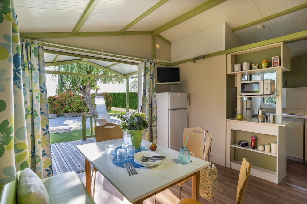Family Chalet, 2 Bedrooms photo 2