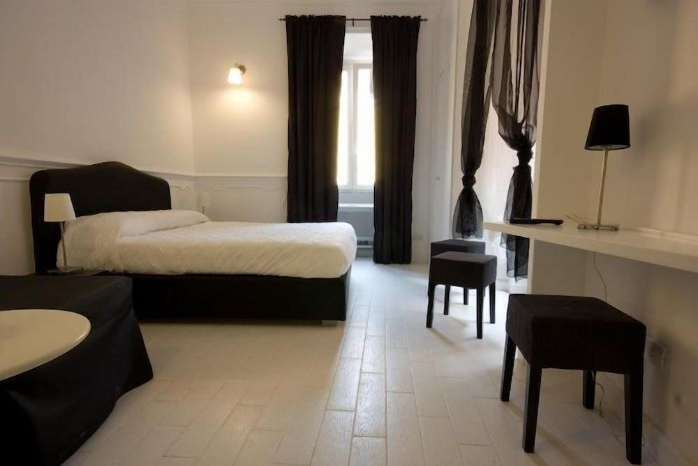 Double Room photo 3