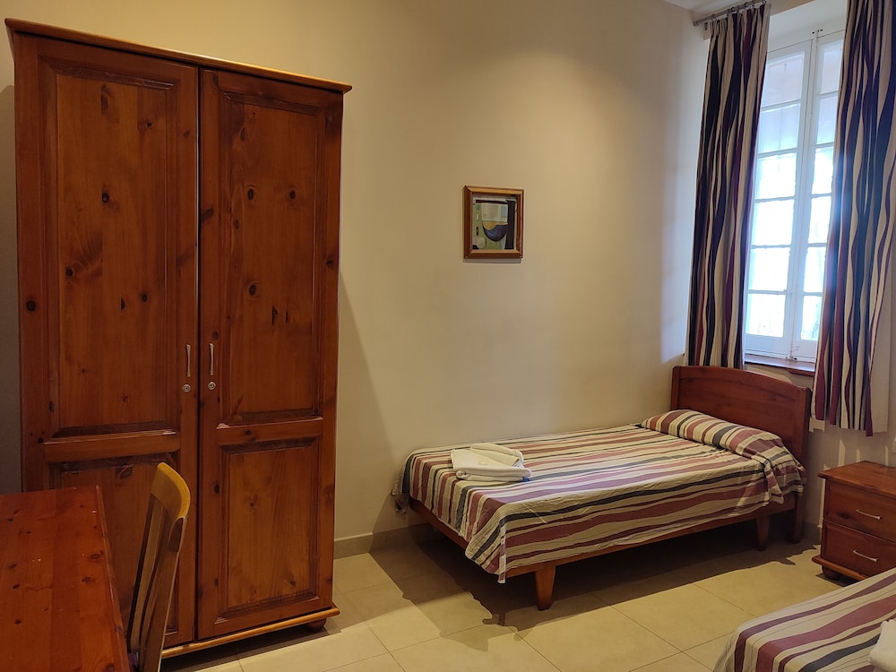 Comfort Apartment photo 2