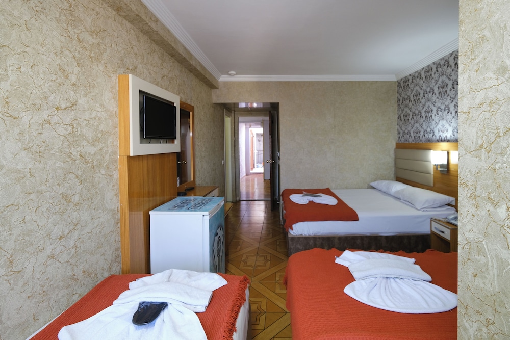 Standard Quadruple Room photo 1