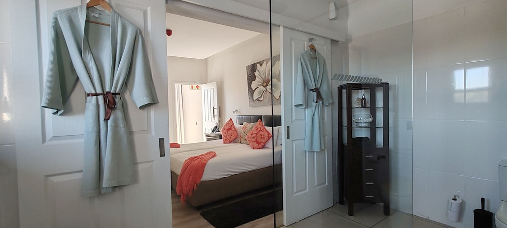 Superior Twin Room photo 3