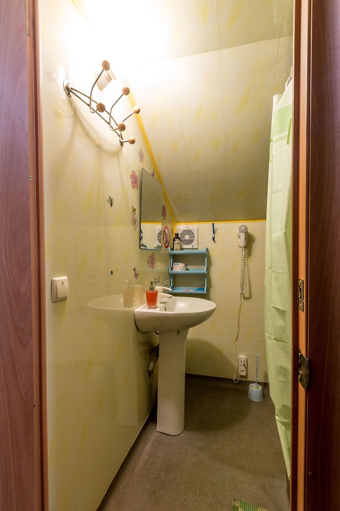 Economy Single Room photo 2
