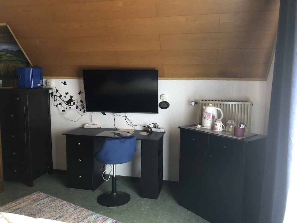Deluxe Double Room, Private Bathroom (mit Duschtempel) - Photo 4