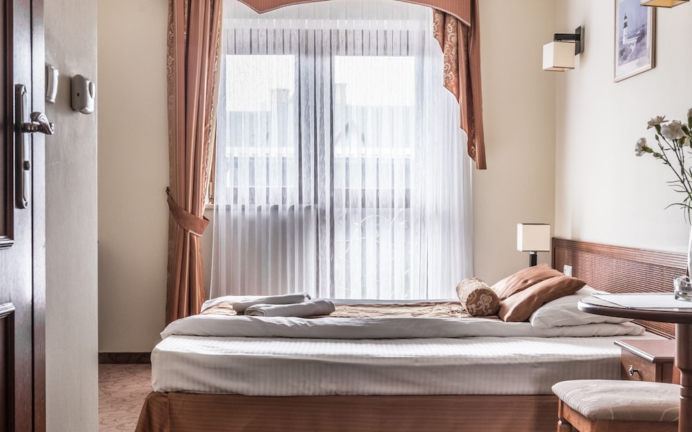 Double or Twin Room photo 2