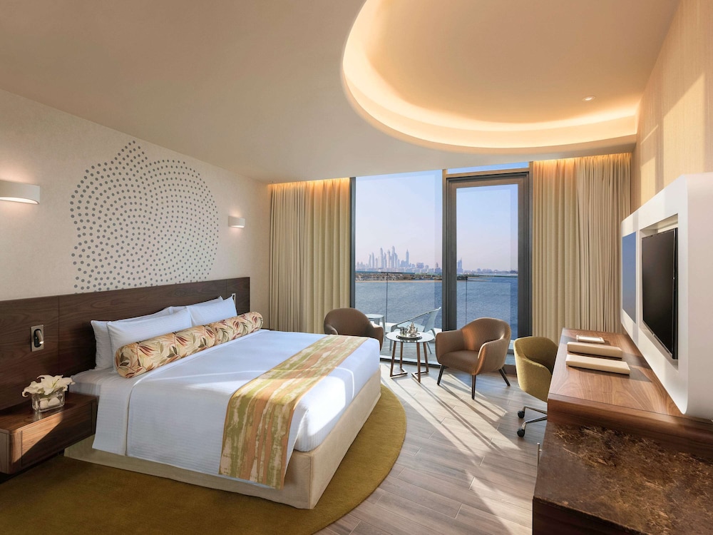 Deluxe Room with Balcony