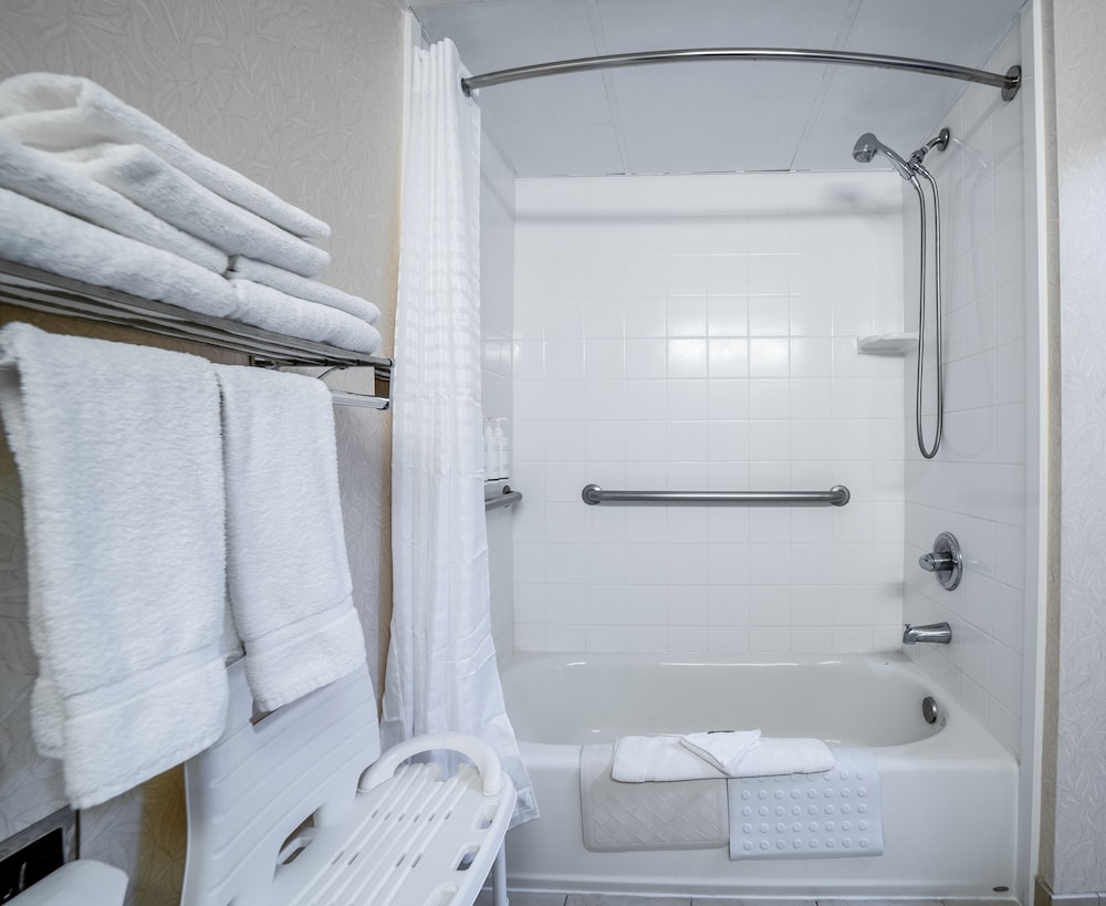 Room, 2 Queen Beds, Accessible, Non Smoking (Extended Stay) - Photo 6