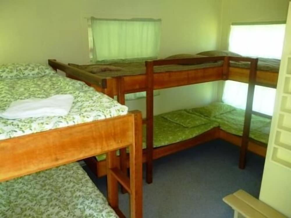 Buchanan Cabin (9 Bunk Beds) photo 2