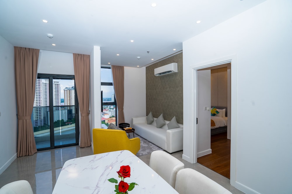 3 bedroom Family Suite - Photo 2