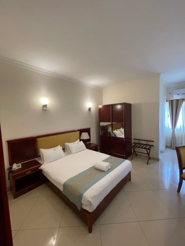 Standard Double Room, 1 Queen Bed photo 2