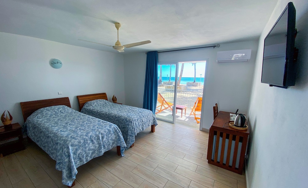 Twin Room, Sea View photo 1