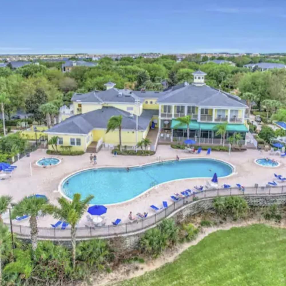 1st level PoolBeach Disney Area, Photo 63