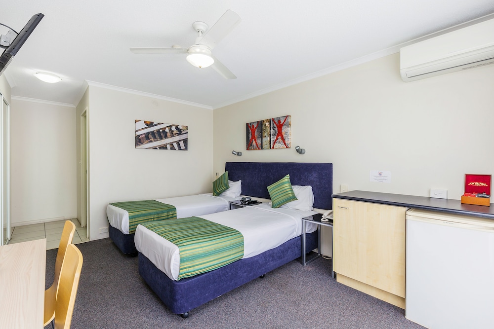 Classic Twin Room