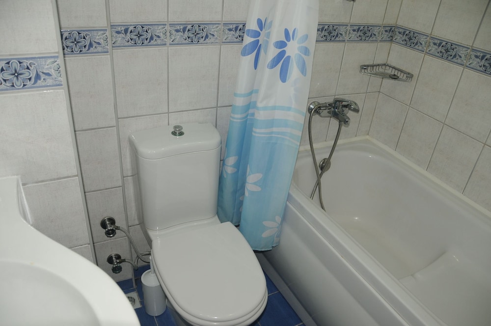Standard Double or Twin Room photo 3
