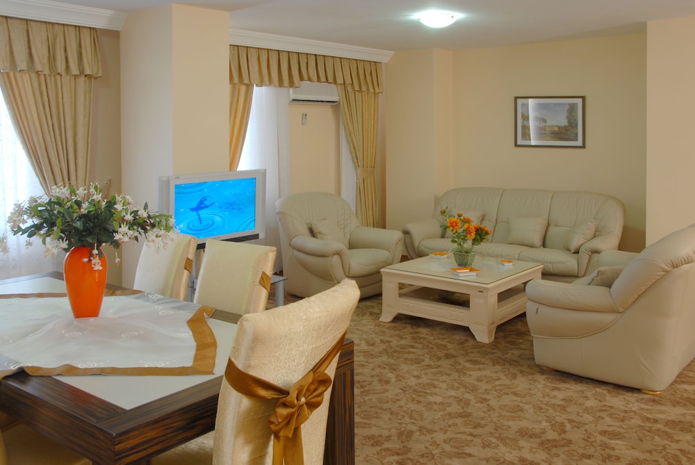 Suite photo 1
