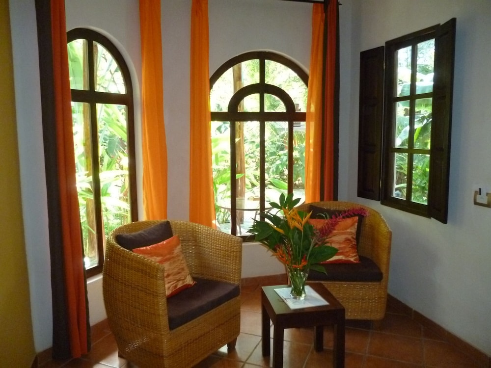 Bungalow, 2 Queen Beds photo 3