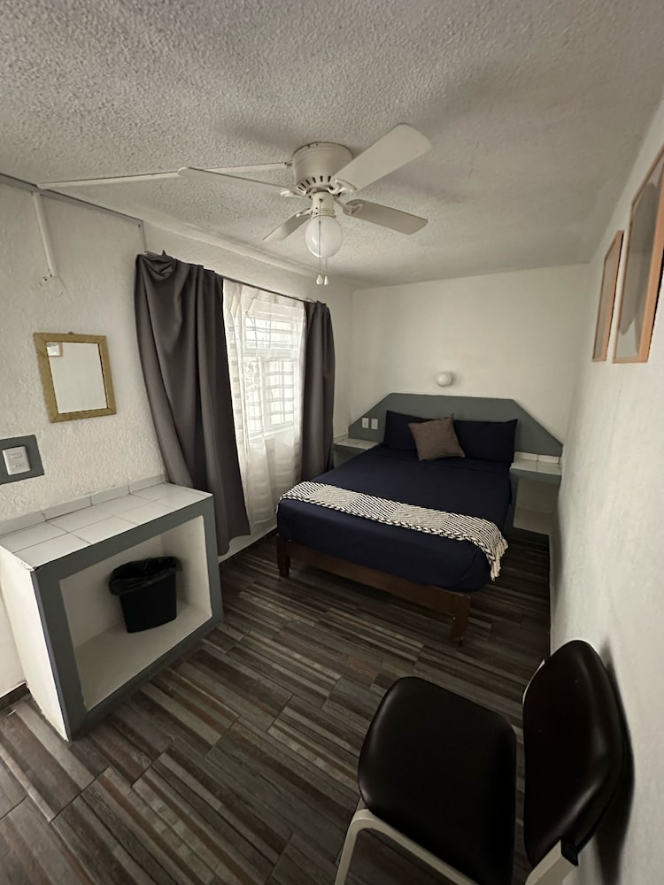 Basic Room, 1 Double Bed photo 1