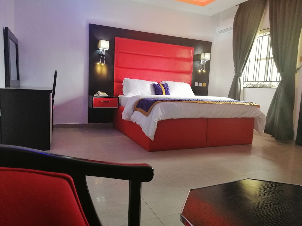Deluxe Room (Super)