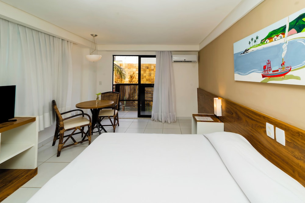Deluxe Room - Photo 12