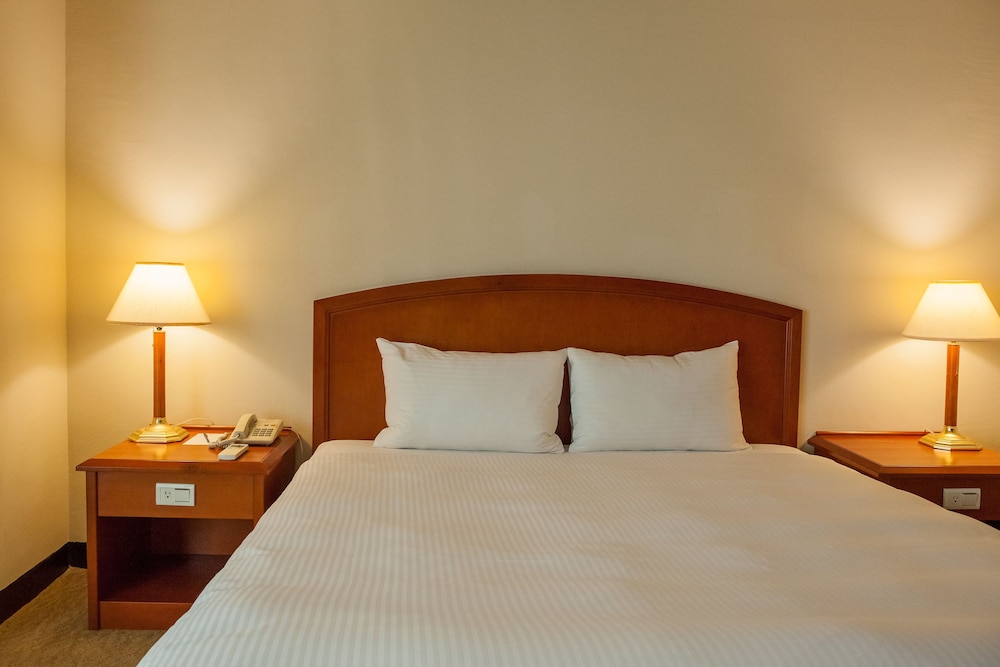 Deluxe Suite - Photo 3