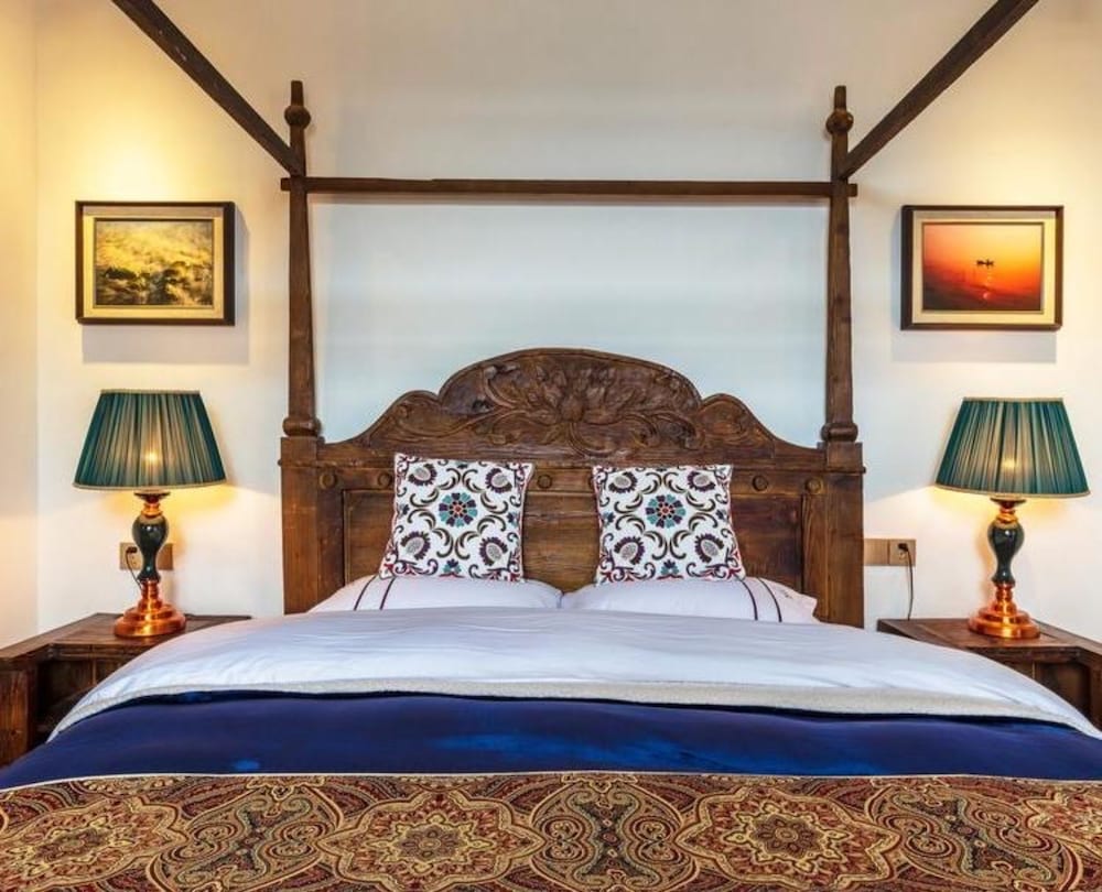 Deluxe Double Room photo 3