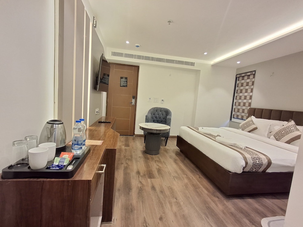 Executive Room, Balcony, Mountain View