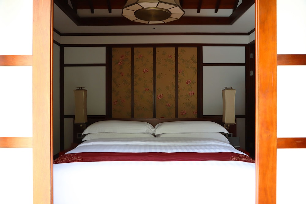 Wellbeing Hot Spring Villa photo 2