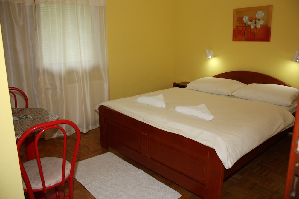 Classic Double Room, Balcony photo 1