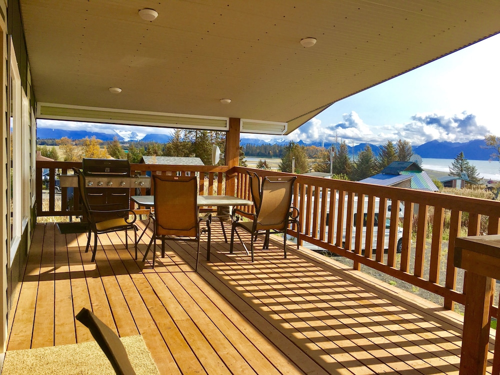 Traditional Townhome, 4 Bedrooms, Non Smoking, Partial Ocean View photo 3