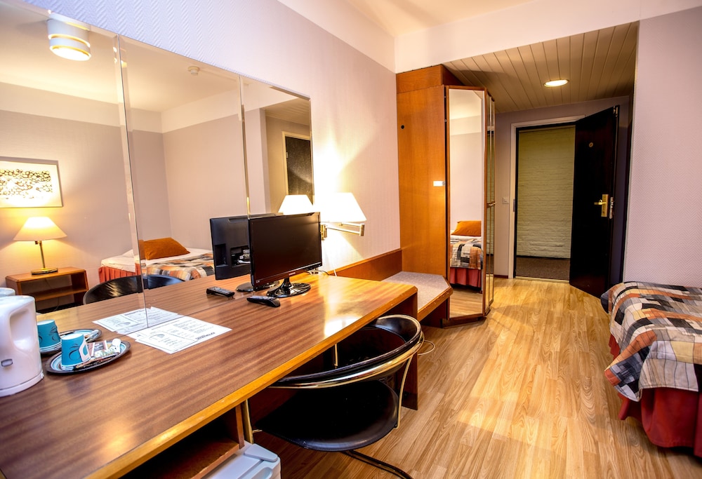 Standard Single Room, 1 Twin Bed photo 2