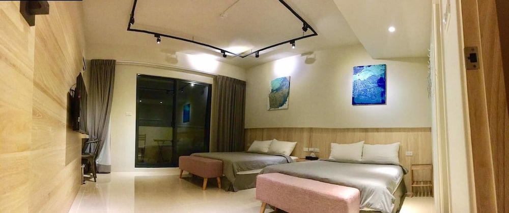 Quadruple Room, Non Smoking photo 2