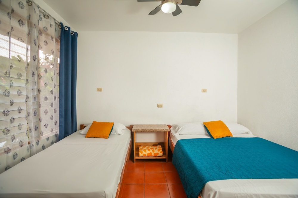 Classic Triple Room, Private Bathroom, Courtyard View photo 1
