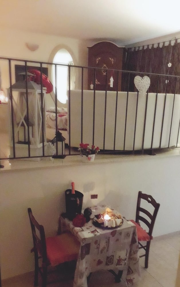 Romantic Double Room, Jetted Tub photo 2